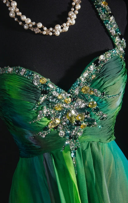 Wunderschönes dunkelolivgrünes herzförmiger Ausschnitt A-Linie Satin Tüll Kurzes Ballkleid Homecoming-Kleid ED02575
