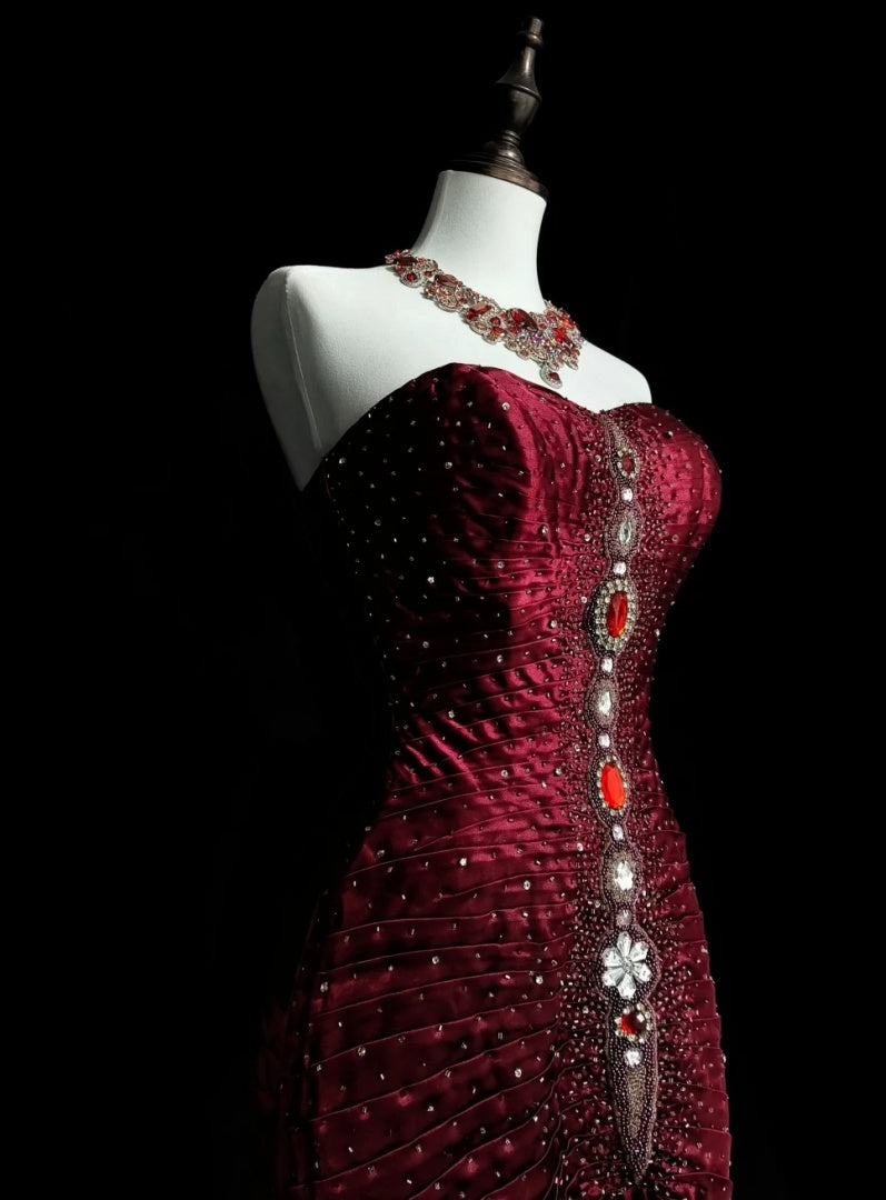 Vintage Strapless Burgundy Long Prom Dress Beaded Satin Sheath Evening Dress Sleeveless Birthday Dress ED06686