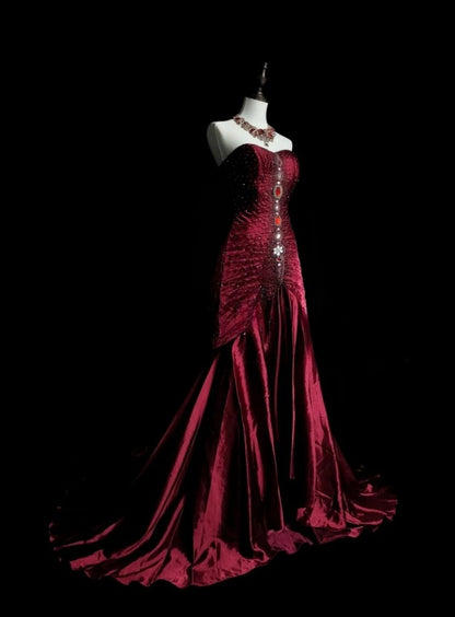 Wunderschönes dunkelolivgrünes herzförmiger Ausschnitt A-Linie Satin Tüll Kurzes Ballkleid Homecoming-Kleid ED02575
