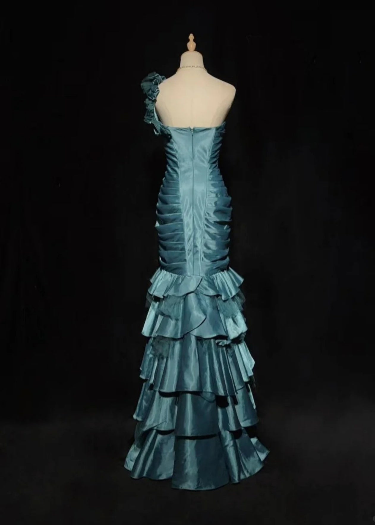 Classy Teal Prom Dresses One-shoulder Sheath Long Evening Dress Pleated Satin Sleeveless Formal Dress ED06737