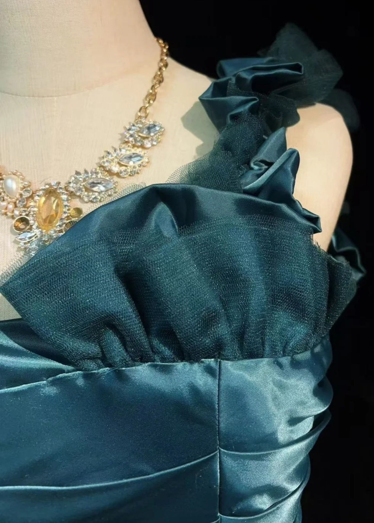 Classy Teal Prom Dresses One-shoulder Sheath Long Evening Dress Pleated Satin Sleeveless Formal Dress ED06737