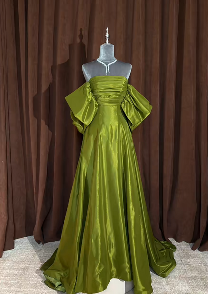 Wunderschönes dunkelolivgrünes herzförmiger Ausschnitt A-Linie Satin Tüll Kurzes Ballkleid Homecoming-Kleid ED02575