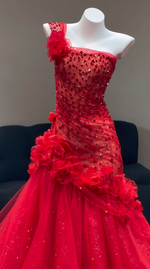 Vintage Red Prom Dress Tulle Sheath Strapless Evening Dress  ED06780