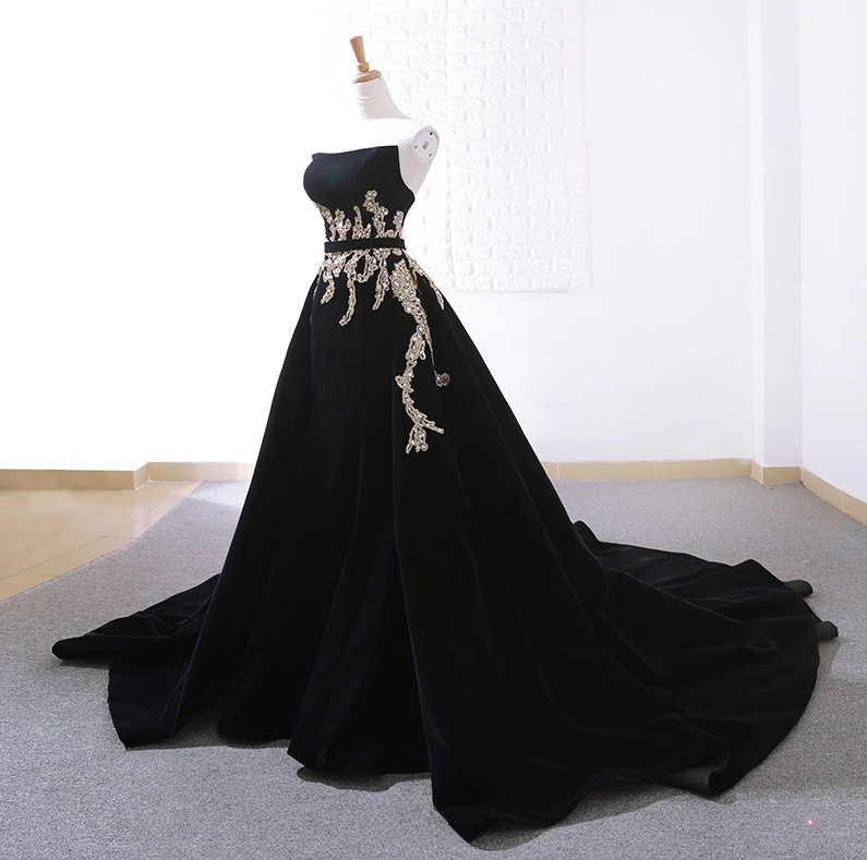 Robe de bal longue en velours noir avec traîne, robe de soirée longue en velours noir ED0682