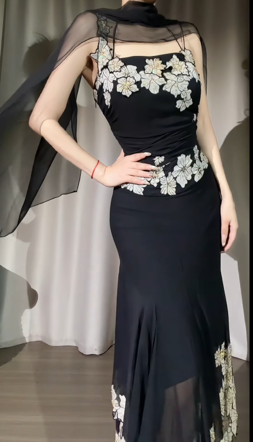 Gorgeous Black Prom Dress Chiffon Spaghetti Straps  Evening Dress Sheath Formal Dress ED06826