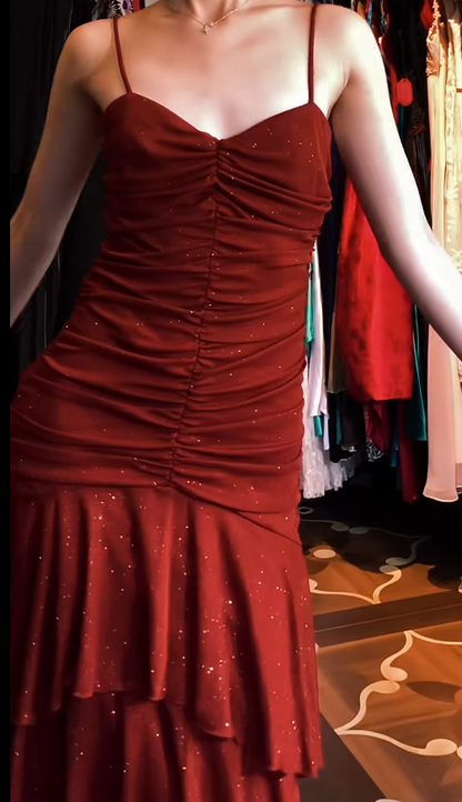 Gorgeous Red Prom Dress Chiffon Sheath Spaghetti Straps Evening Dress ED06861）