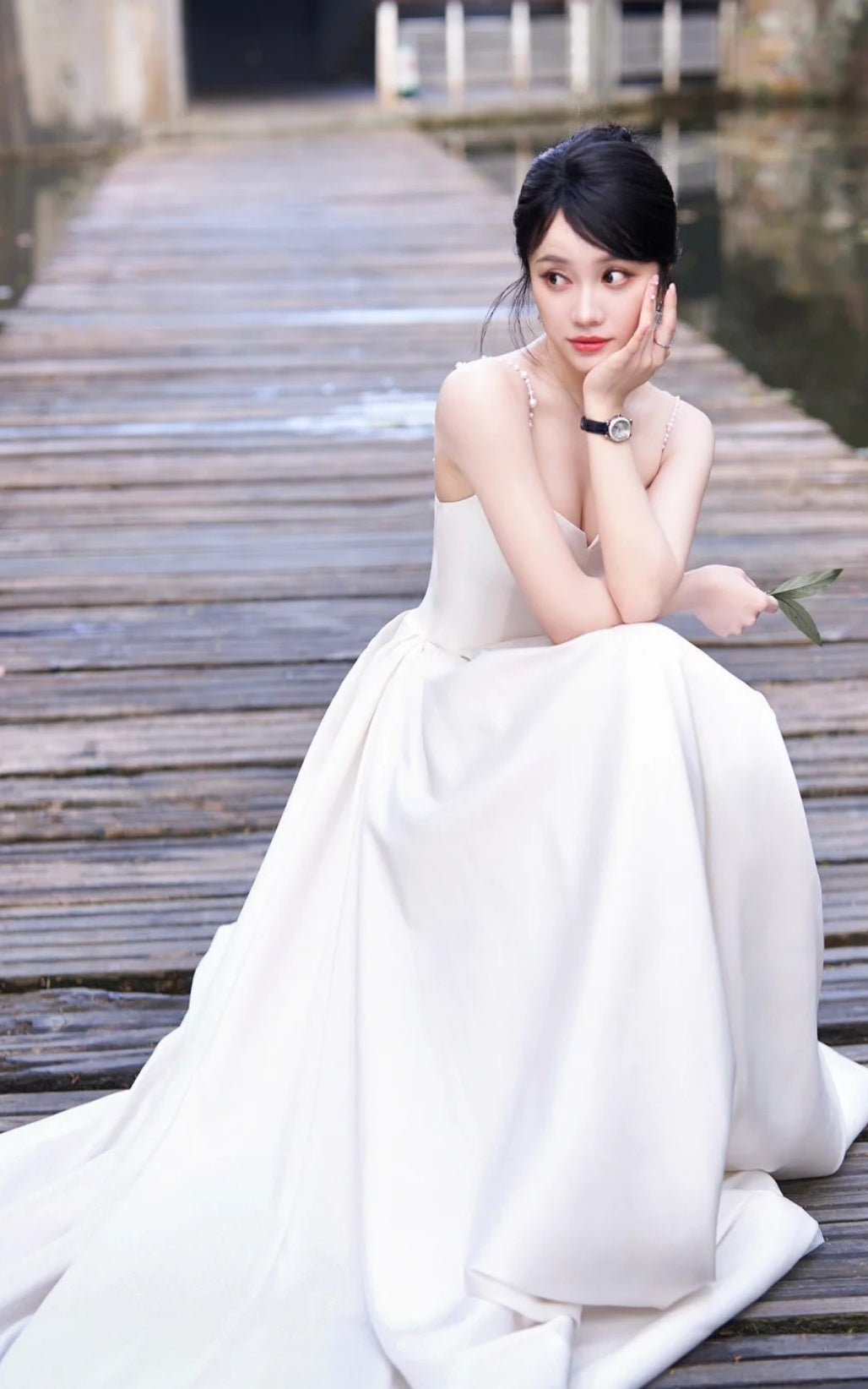 Timeless White Wedding Dress Satin Spaghetti Straps A-Line Bridal Gown Sleeveless Bridal Dresss ED06936