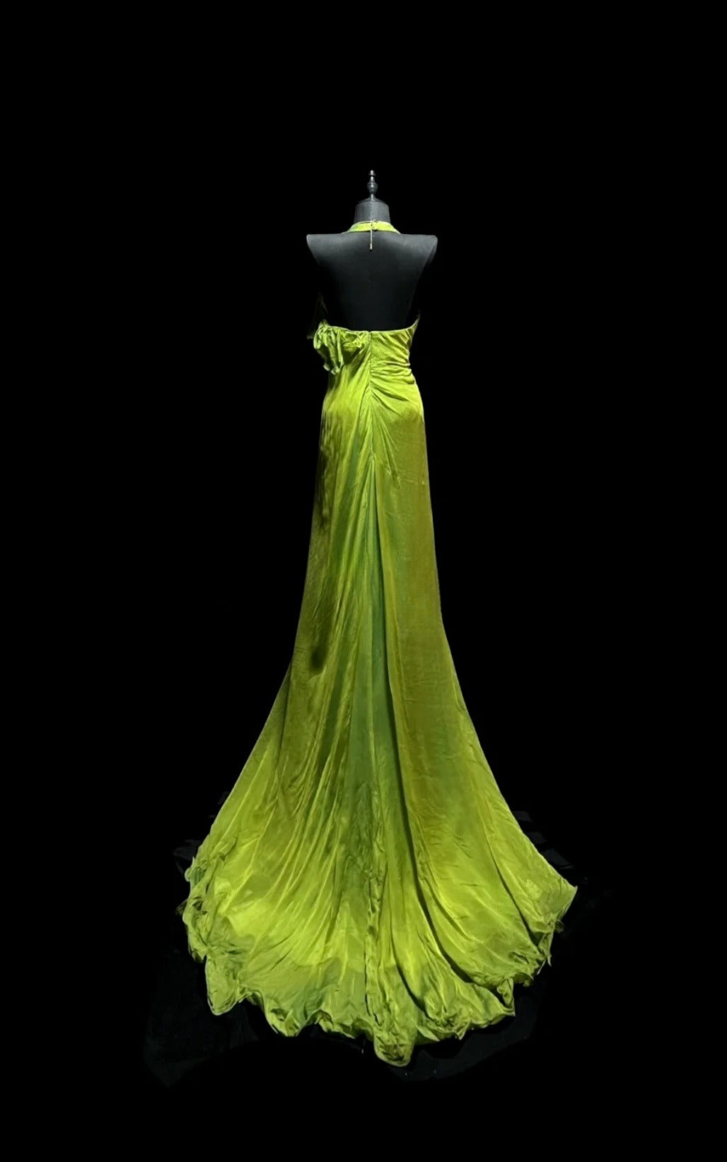 Elegant Green Prom Dress Satin V-neck Sheath Evening Dress ED06944