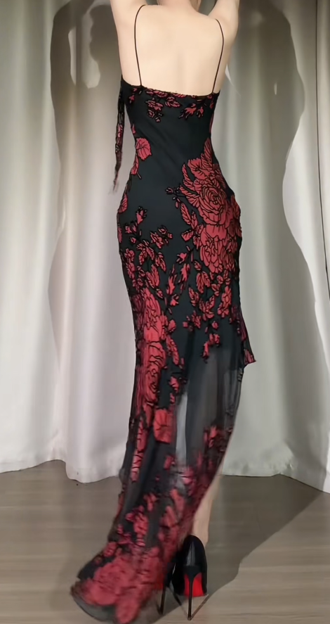 Chic Black Prom Dress Chiffon Spaghetti Straps Sheath Evening Dress ED06960