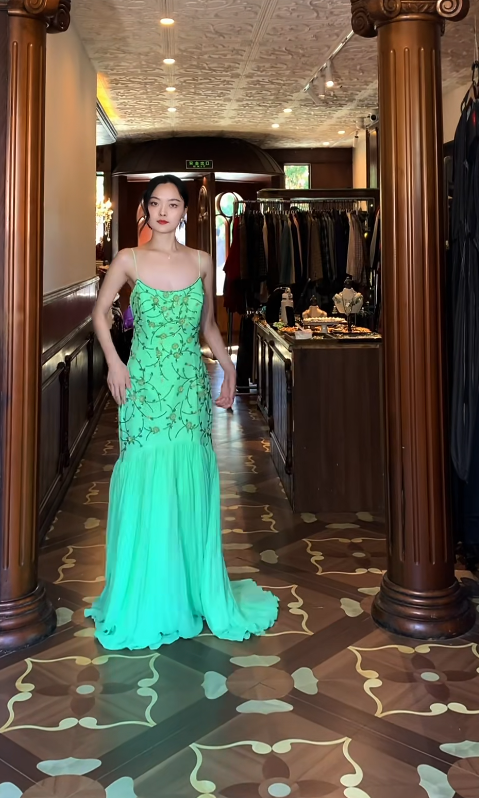 Chic Green Prom Dress Chiffon Beaded Sheath Evening Dress Spaghetti Straps Birthday Dress  ED06971
