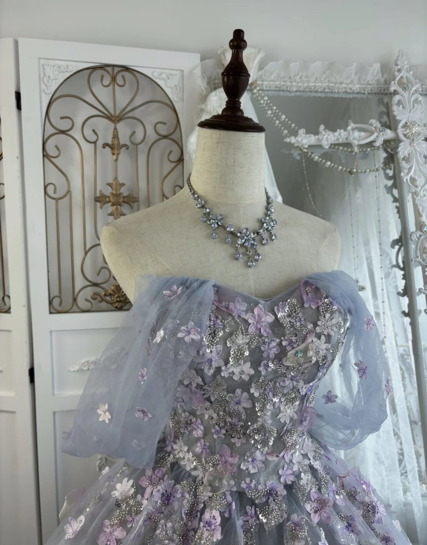 Wunderschönes dunkelolivgrünes herzförmiger Ausschnitt A-Linie Satin Tüll Kurzes Ballkleid Homecoming-Kleid ED02575