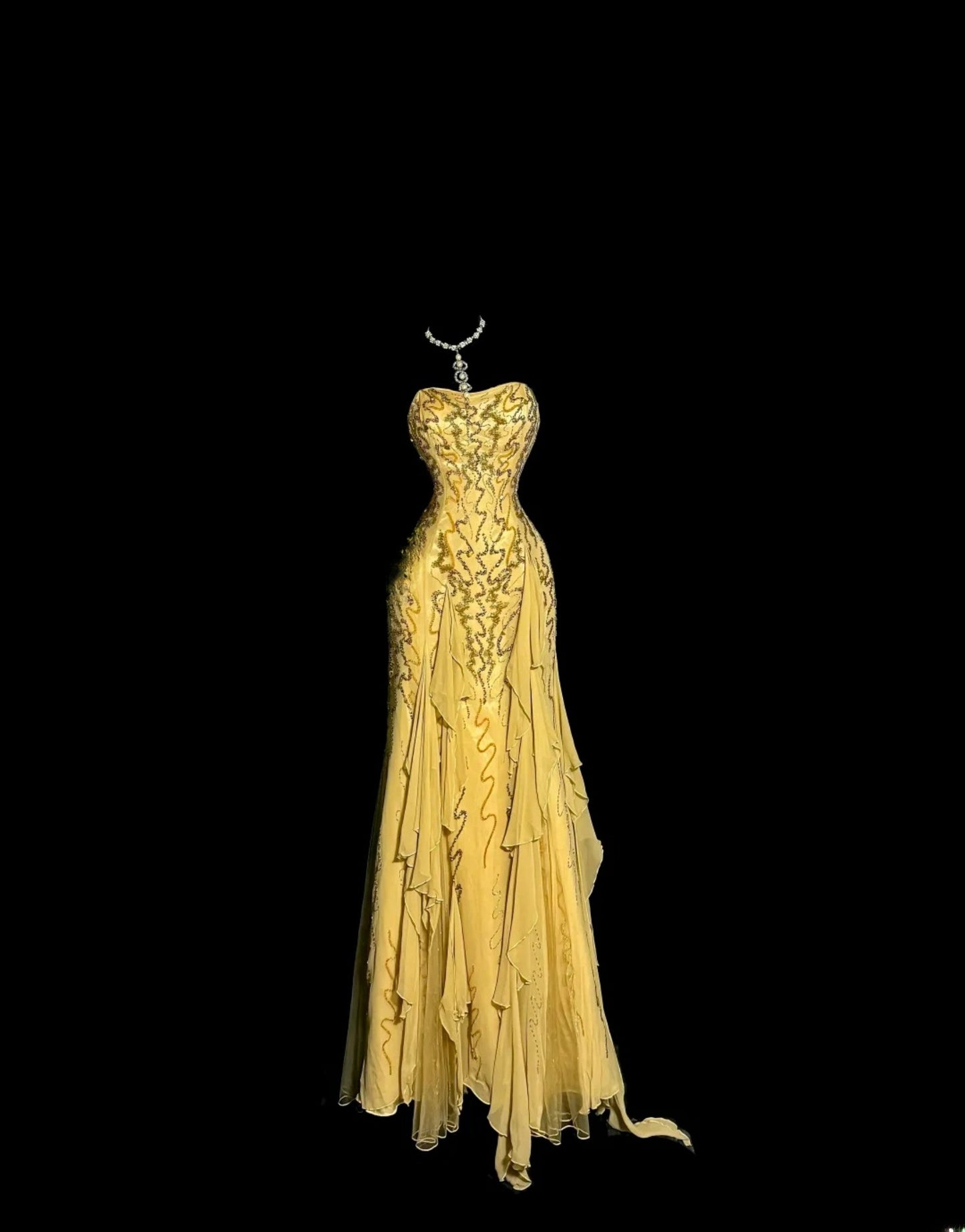 Chic Gold Prom Dress Chiffon Sequins Sheath Evening Dress Strapless Birthday Dress ED07000