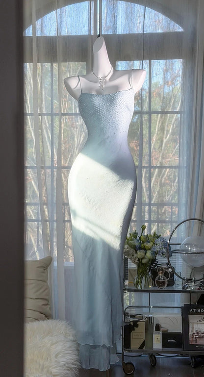 Robe de bal bleu pâle à fines bretelles, en mousseline de soie ornée de perles, coupe fourreau, référence ED07007