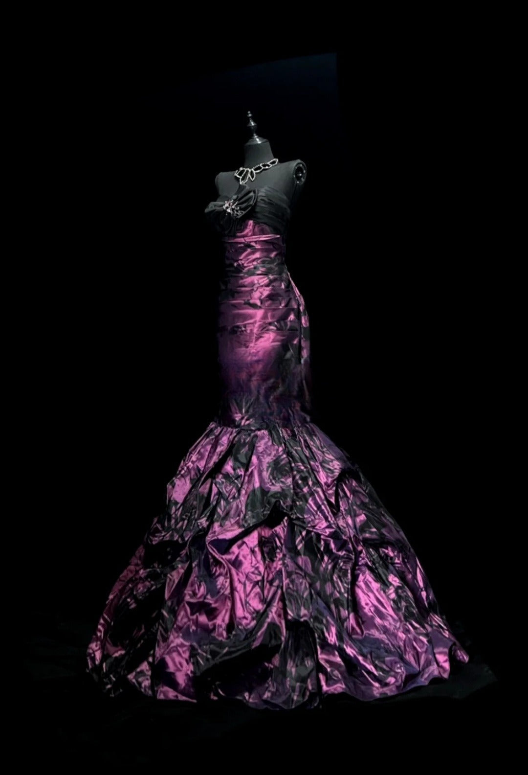 Gorgeous Purple Prom Dress Satin Mermaid Evening Dress Strapless Birthday Dress ED07032