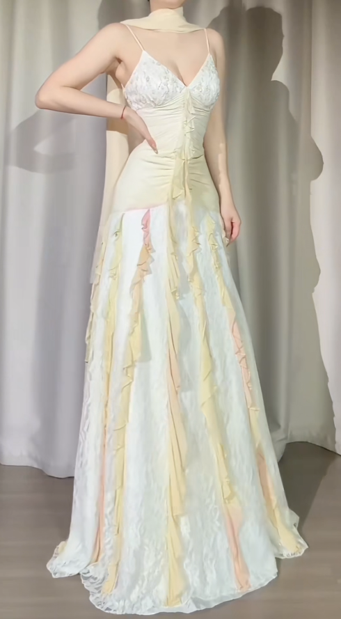 Robe de bal vintage à fines bretelles, robe fourreau en mousseline et dentelle, référence ED07040