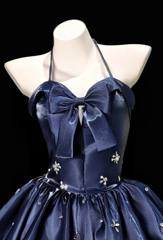 Elegantes marineblaues Ballkleid aus Satin mit Neckholder, A-Linien-Schnitt, ärmellos, Geburtstagskleid ED07046