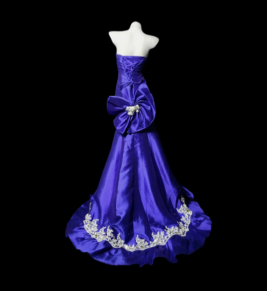 Robe de bal violette élégante en satin appliqué, robe de soirée fourreau sans bretelles ED07071