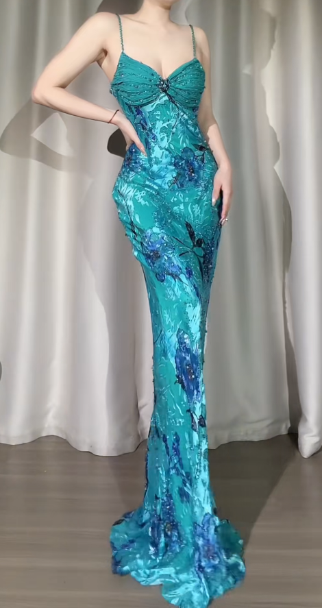 Elegantes blaues Chiffon-Abendkleid mit Perlenbesatz, Etuikleid mit Spaghettiträgern, ED07080