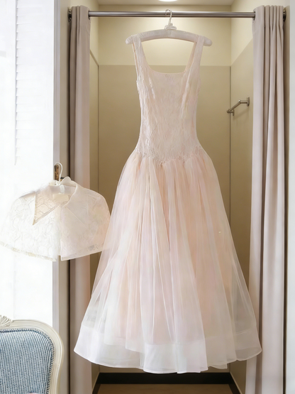 Robe de bal blanche chic à bretelles en tulle, coupe trapèze, référence ED07124