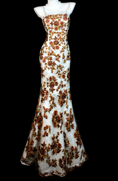 Chic Gold Prom Dress Spaghetti Straps Sheath Embroidery Evening Dress ED07158