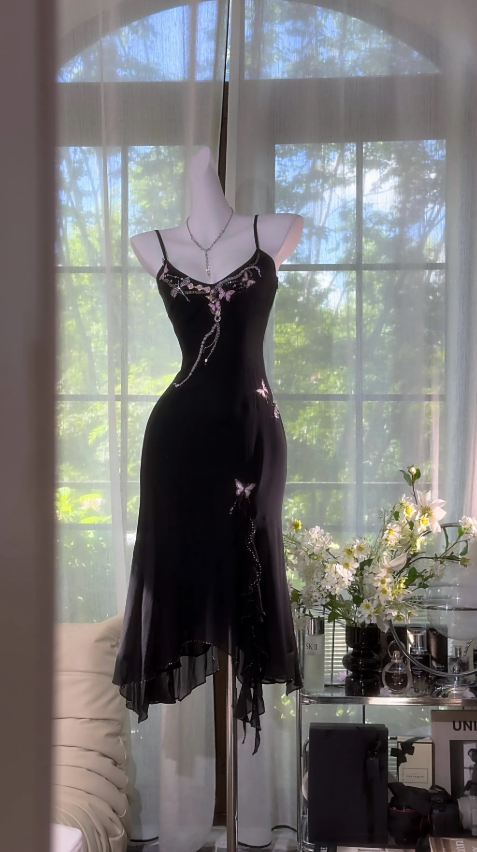 Chic Short Black Prom Dress Spaghetti Straps Chiffon Evening Dress Sheath Beaded Birthday Dress ED07172