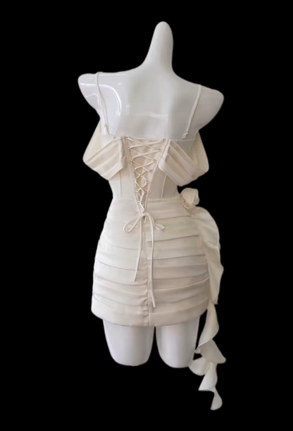 Elegantes kurzes champagnerfarbenes Ballkleid mit Spaghettiträgern, Etuikleid aus Satin, Geburtstagskleid ED07180