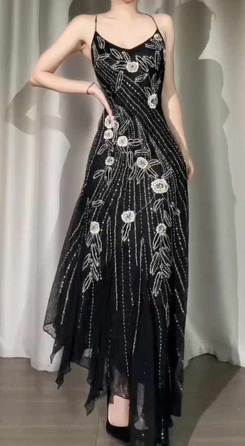 Elegantes langes schwarzes Ballkleid mit Spaghettiträgern, Chiffon, Perlenbesatz, Etuikleid, Geburtstagskleid ED07181