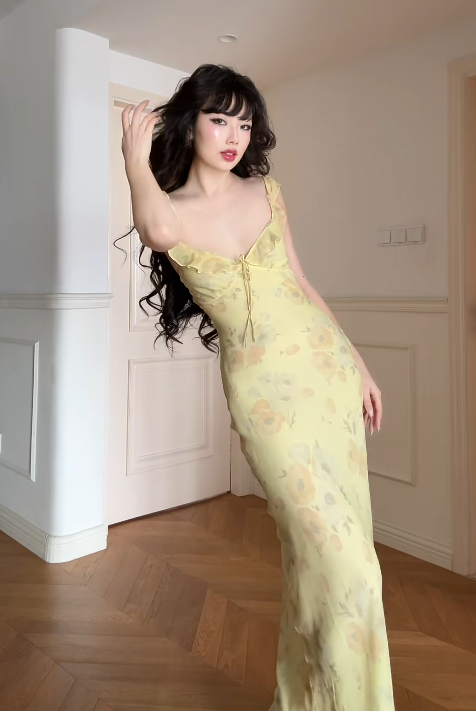 Elegantes langes gelbes Ballkleid mit Spaghettiträgern, Chiffon, Perlenbesatz, Etuikleid, Geburtstagskleid ED07182