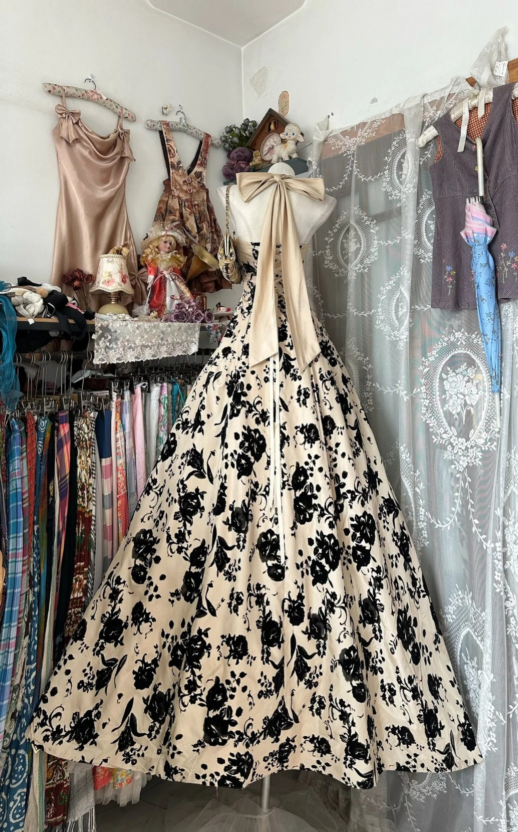Robe de bal élégante couleur champagne, imprimé satin dos nu, robe de soirée longue trapèze, robe d'anniversaire ED07196