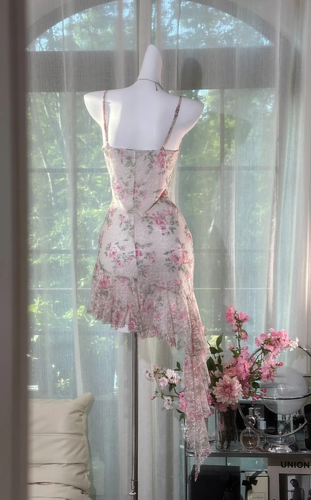 Robe de bal rose élégante, imprimée, en dentelle, à fines bretelles, courte, fourreau, idéale pour un anniversaire (ED07198)
