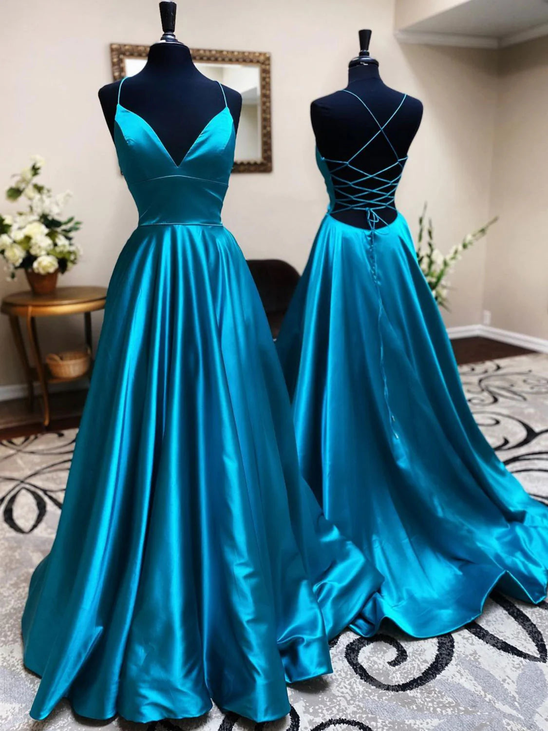 Robe de bal longue en satin bleu coupe trapèze, robe de soirée formelle bleue ED0721