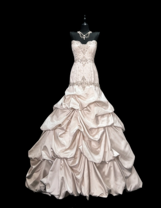 Vintage weißes Ballkleid aus Satin, herzförmiger A-Linien-Schnitt, langes Abendkleid ED07255