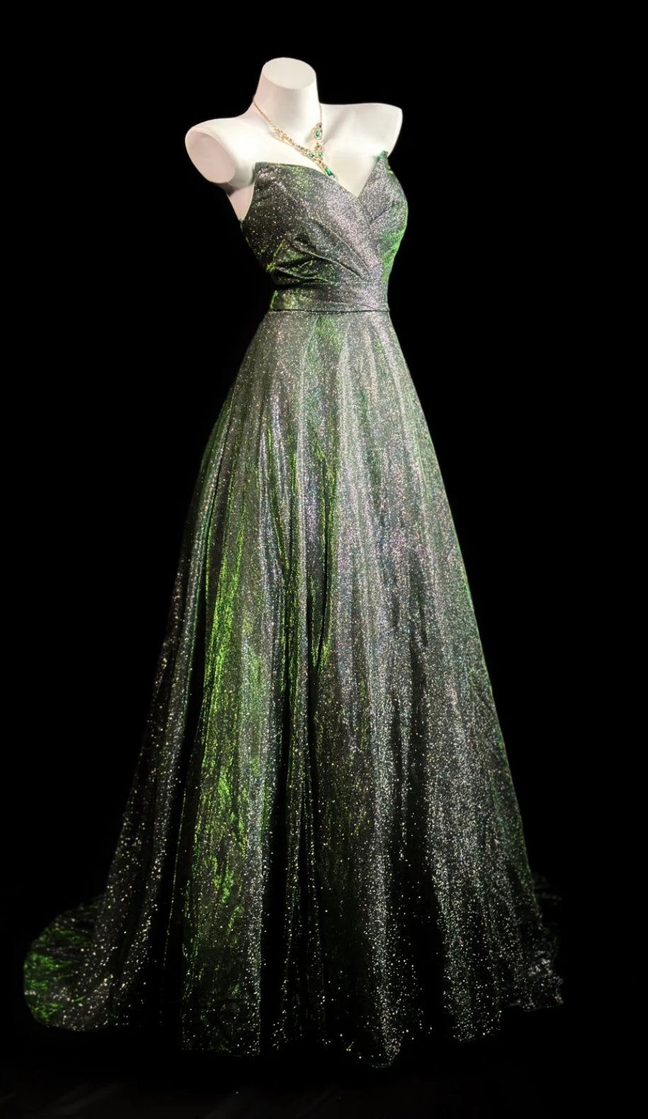 Chic Green Prom Dress Satin Sweetheart A-Line Long Evening Dress ED07300