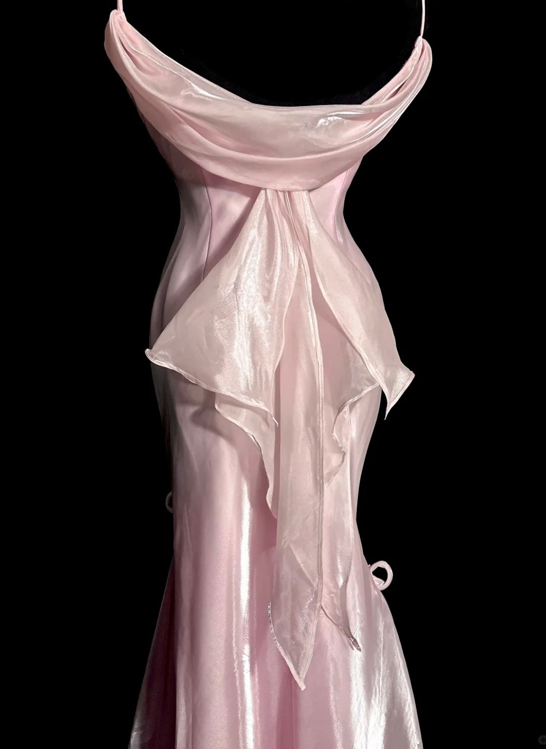 Elegantes, langes, pinkfarbenes Ballkleid mit Spaghettiträgern, Meerjungfrauen-Stil, ärmellos, aus Satin, Geburtstagskleid ED07315