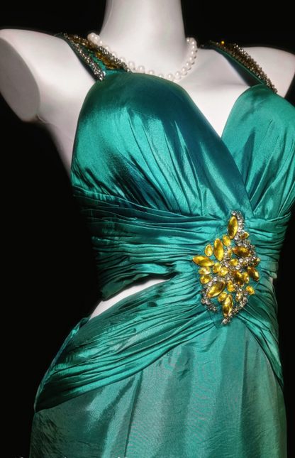Classy Long Green Prom Dress Sheath V-neck Sleeveless Satin Evening Dress ED07350