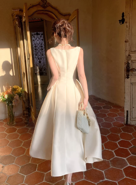 Robe de soirée trapèze féérique, robe de bal longue blanche en satin, coupe arrondie, référence ED07357