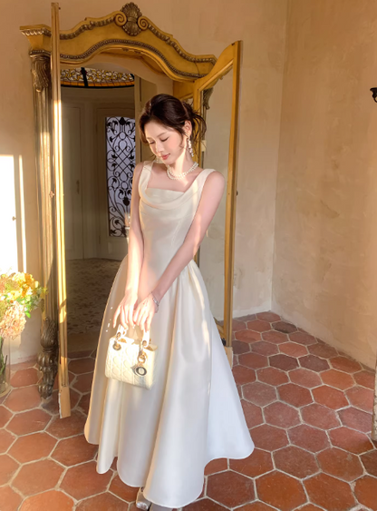 Robe de soirée trapèze féérique, robe de bal longue blanche en satin, coupe arrondie, référence ED07357