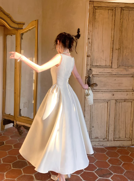 Robe de soirée trapèze féérique, robe de bal longue blanche en satin, coupe arrondie, référence ED07357