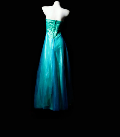 Vintage A-Line Strapless Evening Dress Long Tulle Green Appliques Prom Dress ED07360