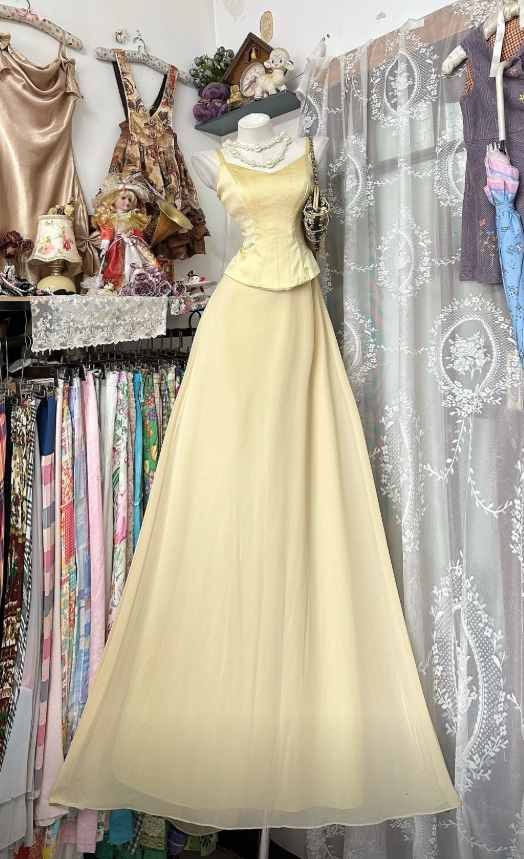 Gorgeous Yellow Prom Dress Straps Sheath Evening Dress Chiffon Satin Birthday Dress ED07403
