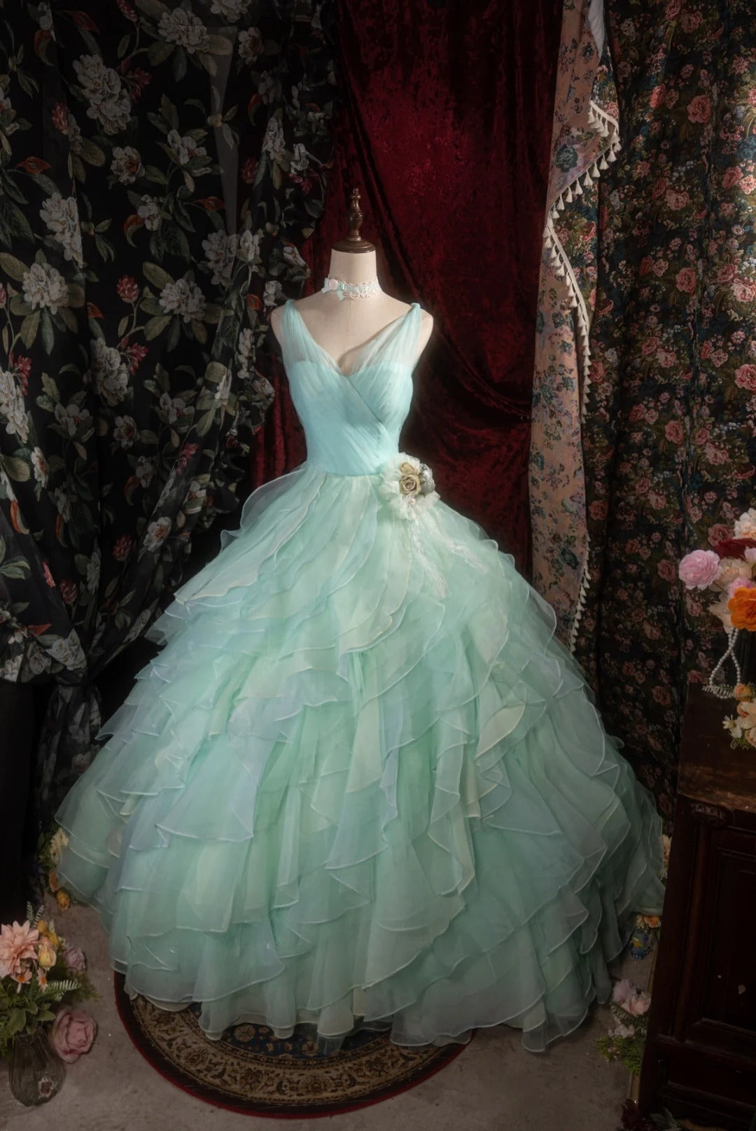 Magnifique robe de quinceanera verte trapèze en tulle, robe de bal, col en V sans manches, robe Sweet 16 ED07471