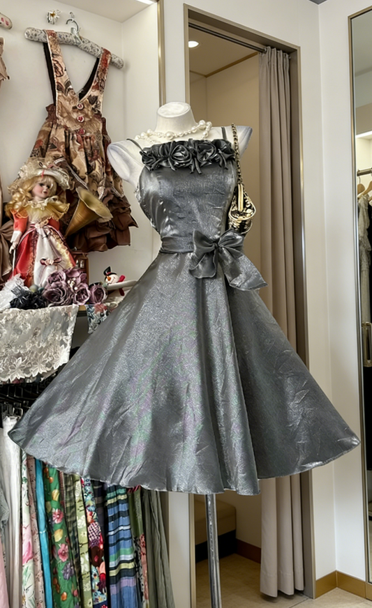 Niedliches graues Geburtstagskleid mit Spaghettiträgern, A-Linie, kurzes Ballkleid aus Satin, Partykleid ED07487