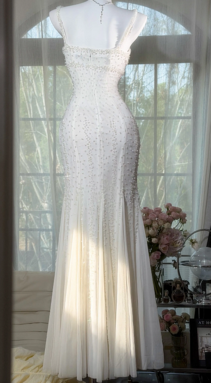 Robe de Soirée Longue Sirène Chic Col en V Perles Mousseline de Soie Blanche Bal de Promo ED07498