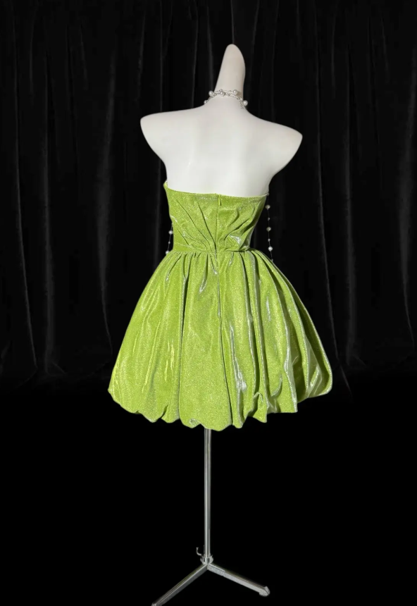 Green Short Prom Dress Sweetheart A-Line Satin Cocktail Dress Sleeveless Short Semi-Formal Dress ED07524