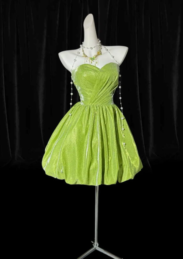 Green Short Prom Dress Sweetheart A-Line Satin Cocktail Dress Sleeveless Short Semi-Formal Dress ED07524