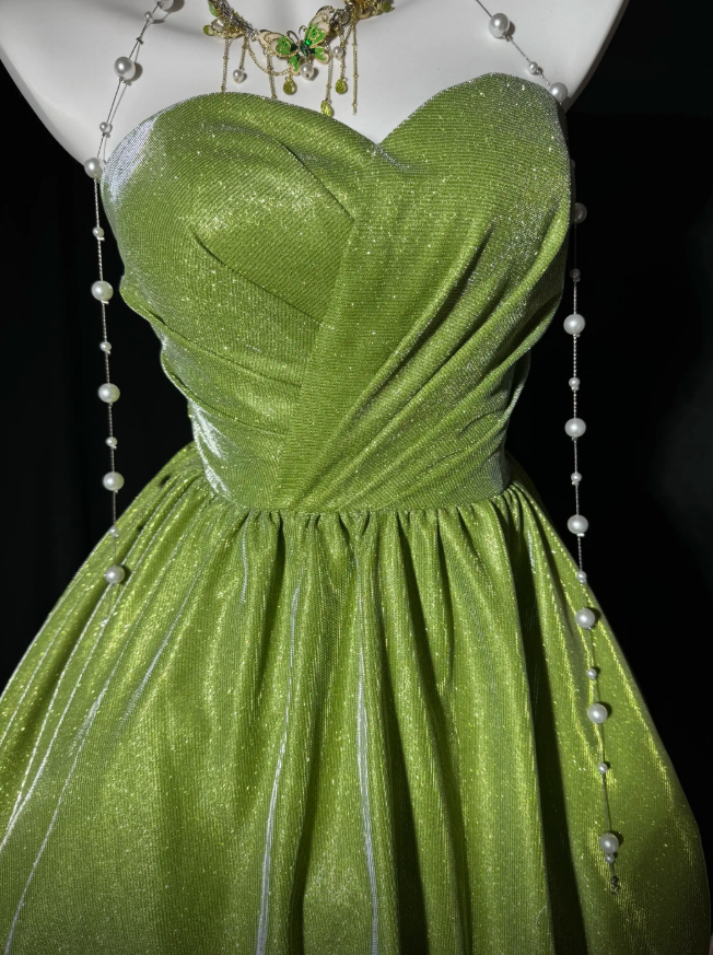 Green Short Prom Dress Sweetheart A-Line Satin Cocktail Dress Sleeveless Short Semi-Formal Dress ED07524