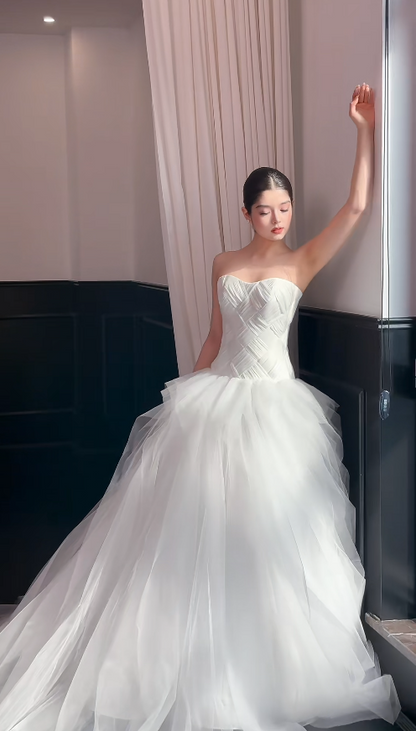 Robe de mariée blanche bustier trapèze en tulle ED07575