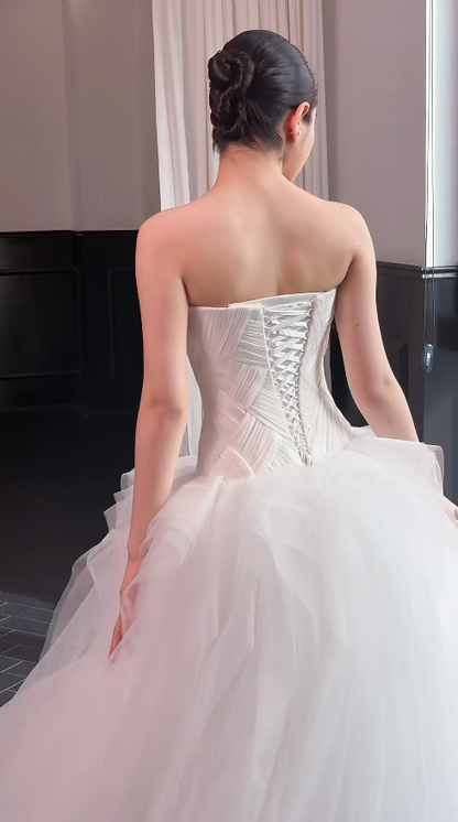 Robe de mariée blanche bustier trapèze en tulle ED07575
