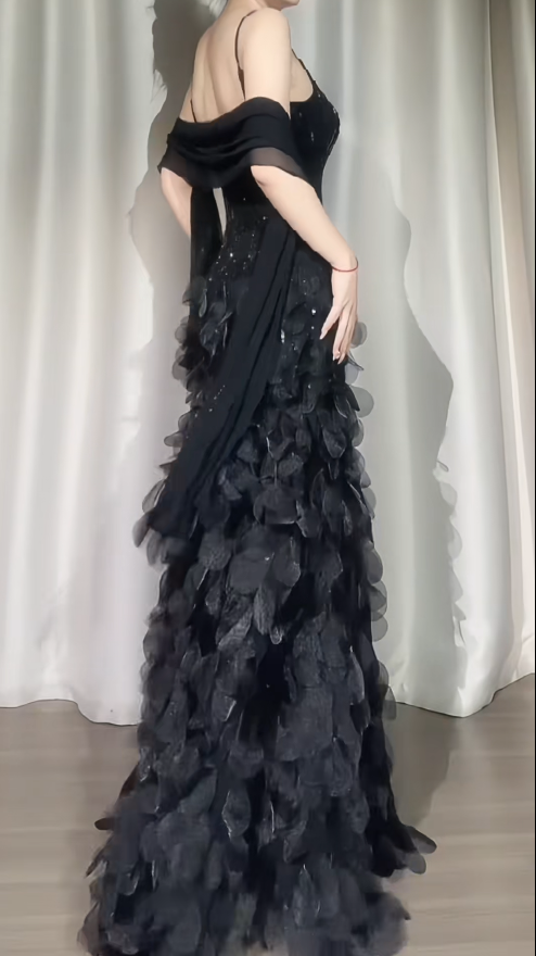Black Prom Dress Spaghetti Straps Sheath Chiffon Beaded Long Evening Dresss ED07592