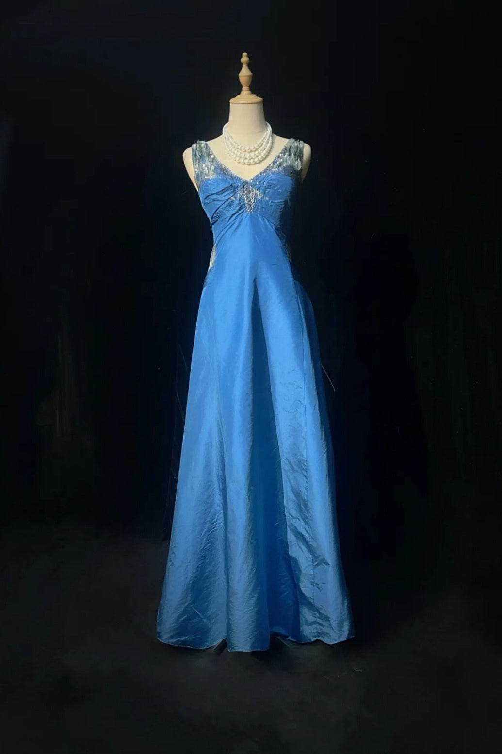 Blue Prom Dress V-neck A-Line Satin Beaded Long Evening Dress ED07595